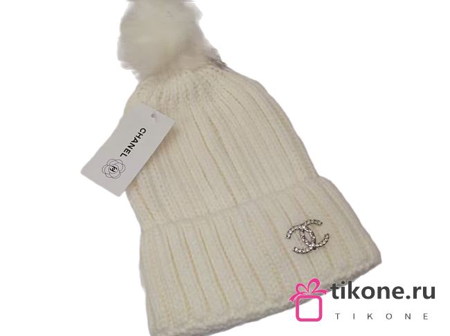 Gift Chanel Beanie White 1 - 1