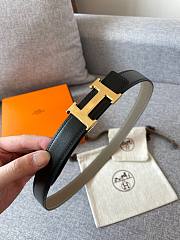 Hermes Mini Constance Martelee Belt Buckle & Reversible Leather Strap Black/ Gray 24mm - 2