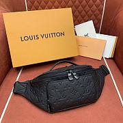 LV Rush Bumbag Monogram Shadow Black M47058 - 30x15x8cm - 1