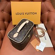 LV Nice BB Toiletry Bag Beige M42265 - 24x18x14.5cm - 5