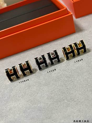 Hermes Mini Pop H Earrings Black 