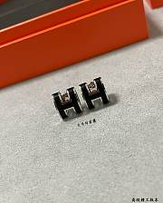 Hermes Mini Pop H Earrings Black  - 2