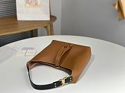 Chloe Small Marcie Hobo Bag In Grained Leather Brown - 29x21.5x9.5cm - 4