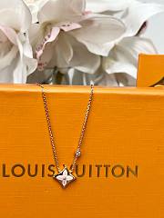 LV Color Blossom BB Star Pendant Pink Gold Pink Mother-of-Pearl and Diamond Q93612 - 5