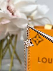 LV Color Blossom BB Star Pendant Pink Gold White Mother-of-Pearl and Diamond - 5