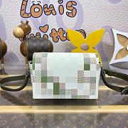 LV Steamer Wearable Wallet D16 N00108 - 18x11x6.5cm - 3