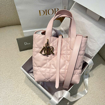 Small Dior Toujours Vertical Tote Bag Pink Macrocannage Calfskin - 18x16x12cm