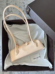 Alaia Le Teckel Small Bag In Goatskin Nude - 27x8x9cm - 1