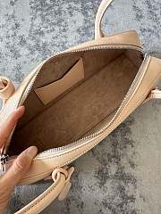 Alaia Le Teckel Small Bag In Goatskin Nude - 27x8x9cm - 4