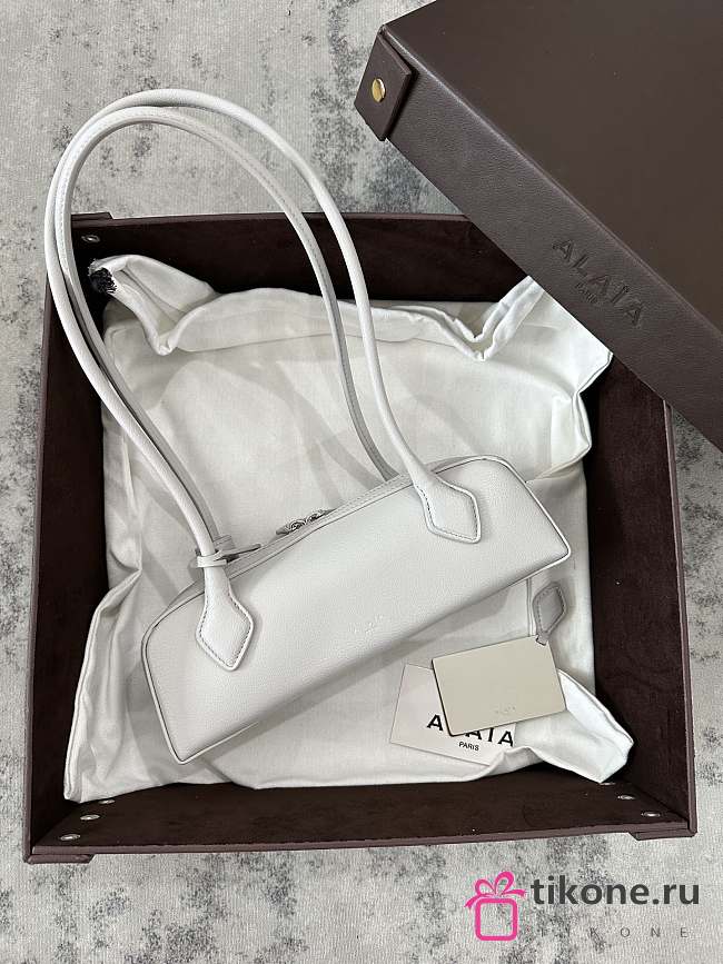 Alaia Le Teckel Small Bag In Goatskin White Gray - 27x8x9cm - 1