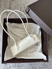 Alaia Le Teckel Small Bag In Goatskin Ivory - 27x8x9cm - 1