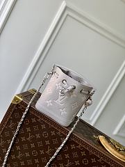 LV Nano Noe Bicolor Monogram Empreinte Brume/ Quartz M14224 - 13x16x10cm - 1