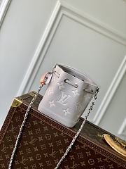 LV Nano Noe Bicolor Monogram Empreinte Brume/ Quartz M14224 - 13x16x10cm - 5