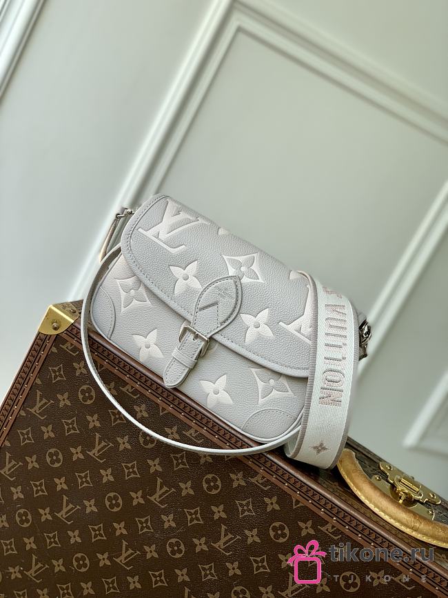 LV Diane Bicolor Monogram Empreinte Gray M14214 - 24x15x9cm - 1