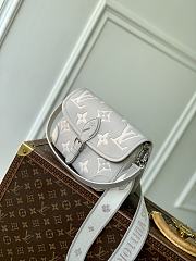 LV Diane Bicolor Monogram Empreinte Gray M14214 - 24x15x9cm - 3