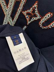 LV Vers Embellished Short-Sleeved T-Shirt Dark Blue 1AGHXR - 3