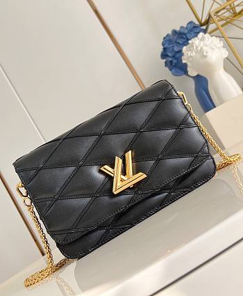 LV Wallet On Chain GO-14 Malletage Black M13139 - 20x12x5cm