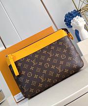 LV Pochette Voyage Souple Safran Yellow M13199 - 30x21x7.5cm - 1