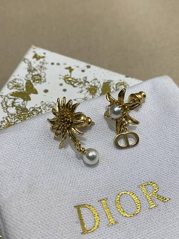 Dior Chardons Earrings Gold Finish Metal and White Resin Pearls 