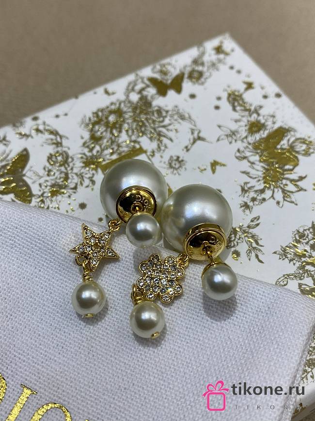 Dior Tribales Earrings Gold Finish Metal with White Resin Pearls and Silver Tone Crystals D03S - 1