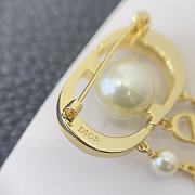 Dior 30 Montaigne Jolie Brooch Gold Finish Metal and White Resin Pearls - 2