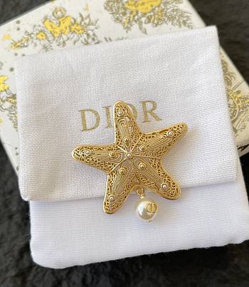 Dior Cabinet de Curiosites Barrette Gold-Finish Metal and White Resin Pearls