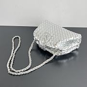 Bottega Veneta Small Lauren 1980 Silver Leather Clutch Bag - 27x15x7.5cm - 3