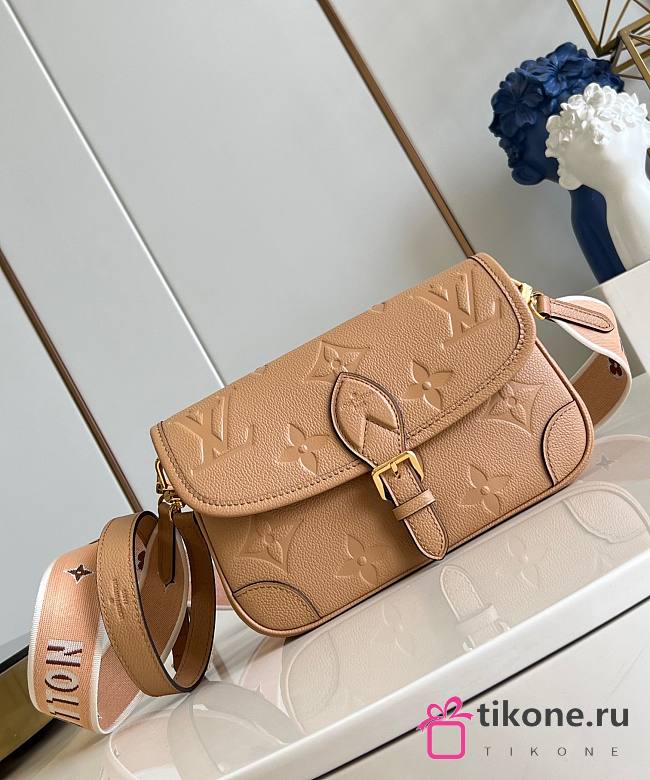 LV Diane Monogram Empreinte Arizona M11817 - 24x15x9cm - 1