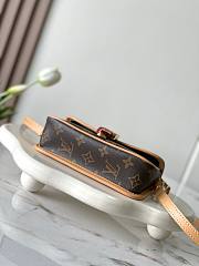 LV Nano Diane Monogram Canvas M83298 - 19x10.5x6cm - 4