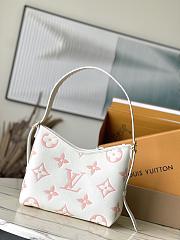 LV CarryAll PM Bicolor Monogram Latte/ Chamallow M24141 - 29.5x24x12cm  - 2