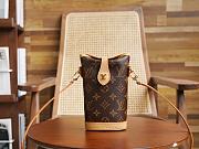 LV Fold Me Pouch Monogram Canvas M80874 - 14.5x18x6.5cm - 1