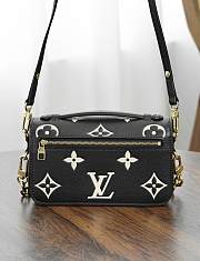 LV Pochette Metis East West Bag Black/Beige M46596 - 21.5x13.5x6cm - 3