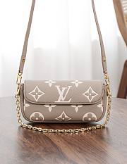 LV Wallet On Chain Ivy Bicolor Monogram Empreinte Tourterelle Gray M82211 - 23.5x12x4.3cm - 1