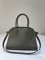 The Row Soft Margaux 10 Bag in Grained Elephant Gray - 25.5x18x19cm - 6