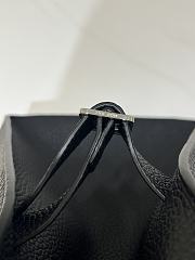 The Row Soft Margaux 15 Bag in Grained Calfskin Leather Black - 38x24x27cm - 4