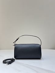 The Row 90's Bag in Finely Grained Calfskin Leather Black - 19.5x11.5x8cm - 5