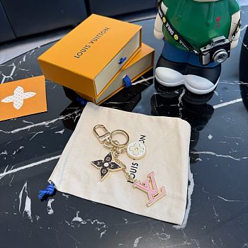 LV Spring Street Bag Charm and Key Holder S00 M01187