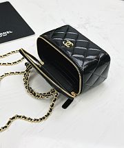 Chanel Clutch With Strap Shiny Lambskin & Gold Metal Black - 9.5×17×8cm - 5