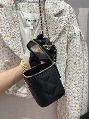 Chanel Classic Top Handle Vanity Case with Chain Quilted Lambskin Mini Black - 11x8.5x7cm - 5