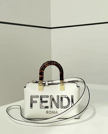 Fendi Mini By The Way Off White Python and Leather - 20.5x9x12cm