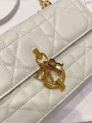 Dior Miss Daisy Mini Bag Trench White Macrocannage Lambskin - 20cm - 6