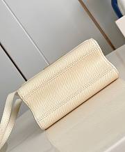 LV Twist PM Slim Epi Leather Beige M13117 - 19x15x7cm - 3