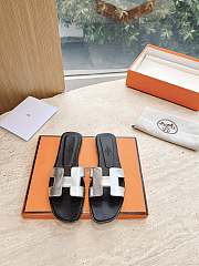 Hermes Oran Sandal Lamskin Silver - 2