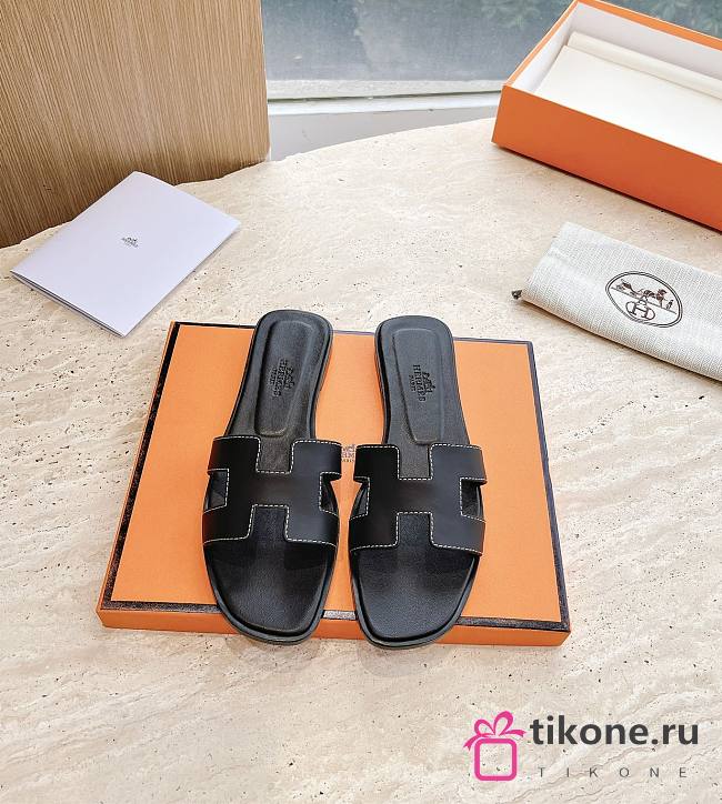 Hermes Oran Sandal Lamskin Black 16973 - 1