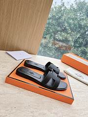 Hermes Oran Sandal Lamskin Black 16973 - 6