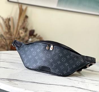 LV Discovery Bumbag PM Monogram Eclipse M46035 - 44x15x9cm