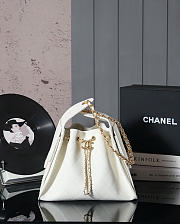 Chanel Drawstring Bucket Hobo Small Caviar White - 30×26×14cm - 1