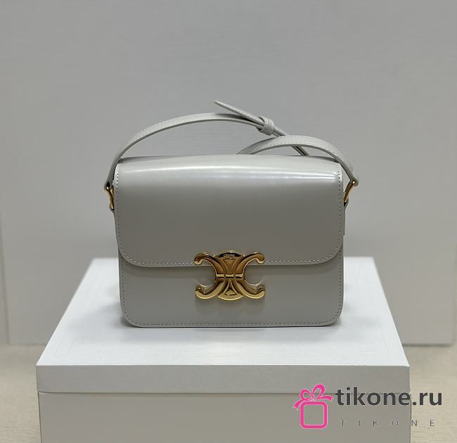 Celine Teen Triomphe Bag In Shiny Calfskin Teen White - 18.5x13.5x7cm - 1