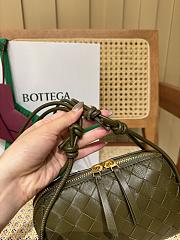 Bottega Veneta Intrecciato Concert Pouch Khaki - 18.5x11.5x8.5cm - 5