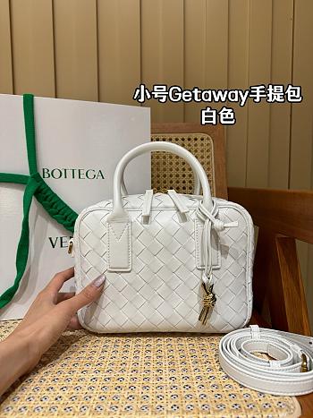 Bottega Veneta Small Getaway White - 23.5x17.5x9cm